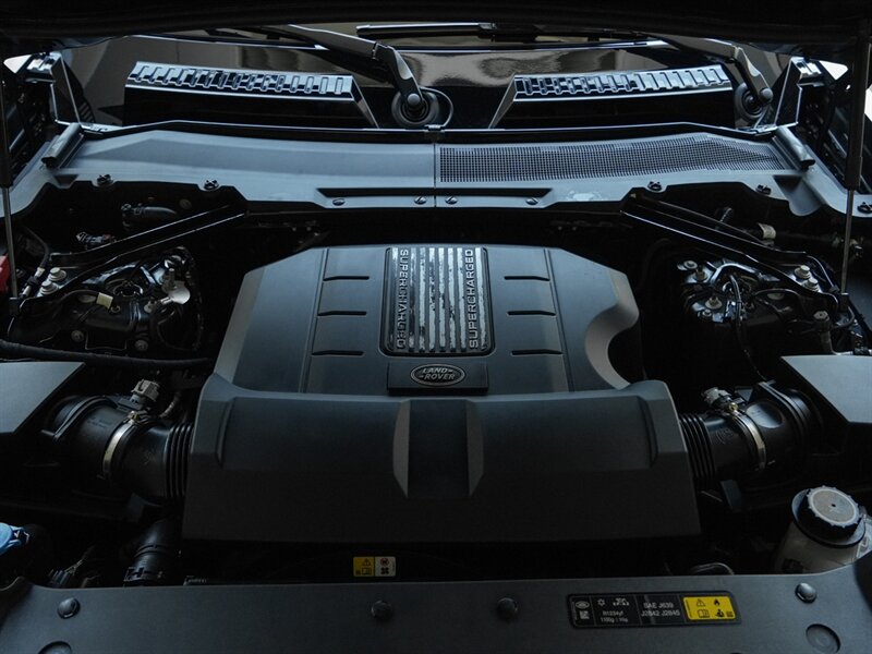 2023 Land Rover Defender 110 V8 Carpathian Edition   - Photo 40 - Bonita Springs, FL 34134