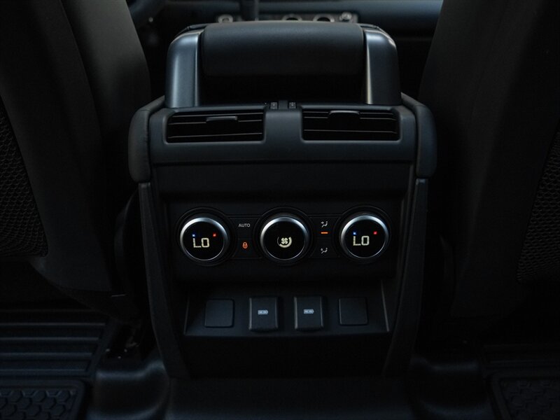 2023 Land Rover Defender 110 V8 Carpathian Edition   - Photo 30 - Bonita Springs, FL 34134