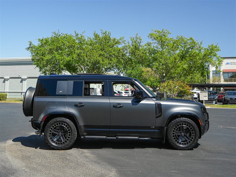 2023 Land Rover Defender 110 V8 Carpathian Edition   - Photo 65 - Bonita Springs, FL 34134