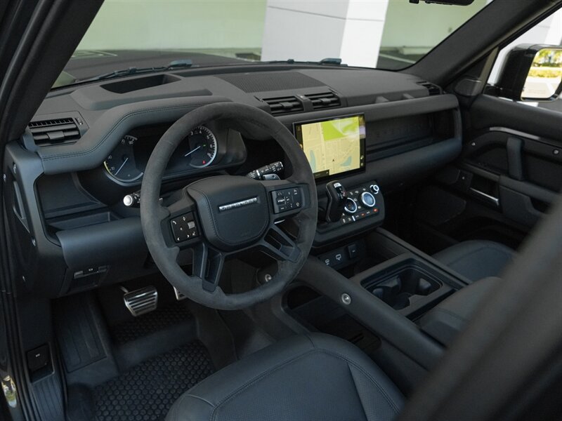 2023 Land Rover Defender 110 V8 Carpathian Edition   - Photo 25 - Bonita Springs, FL 34134