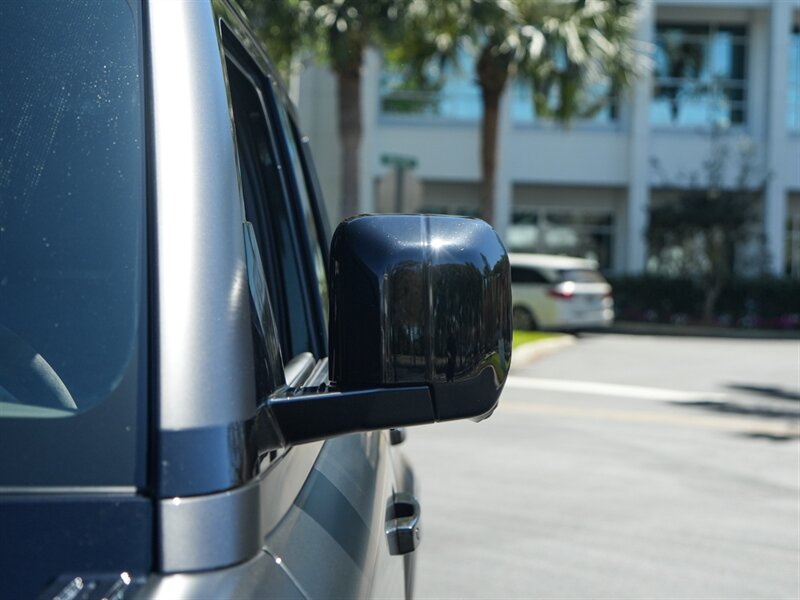 2023 Land Rover Defender 110 V8 Carpathian Edition   - Photo 45 - Bonita Springs, FL 34134