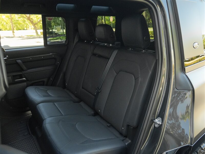 2023 Land Rover Defender 110 V8 Carpathian Edition   - Photo 29 - Bonita Springs, FL 34134