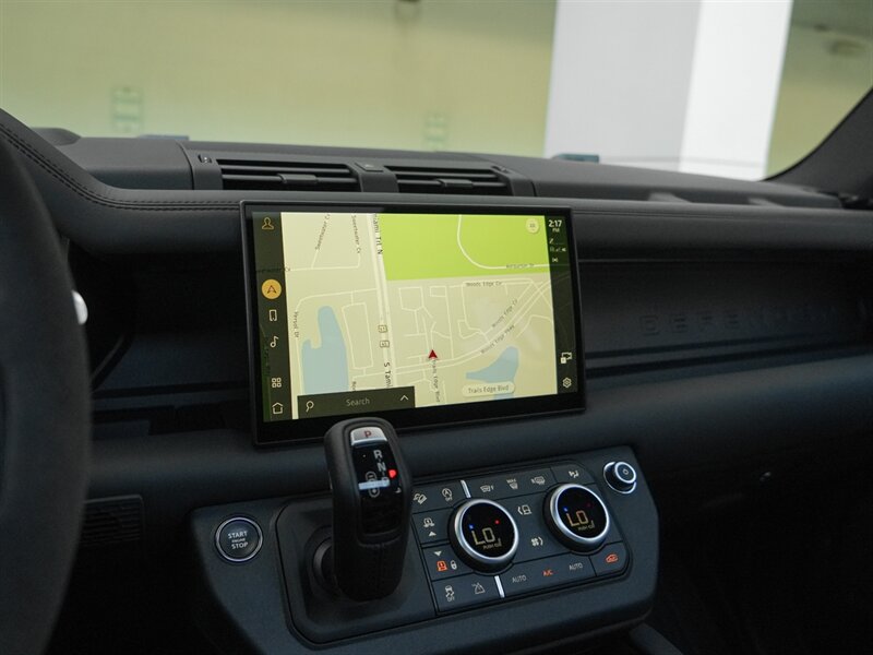 2023 Land Rover Defender 110 V8 Carpathian Edition   - Photo 18 - Bonita Springs, FL 34134