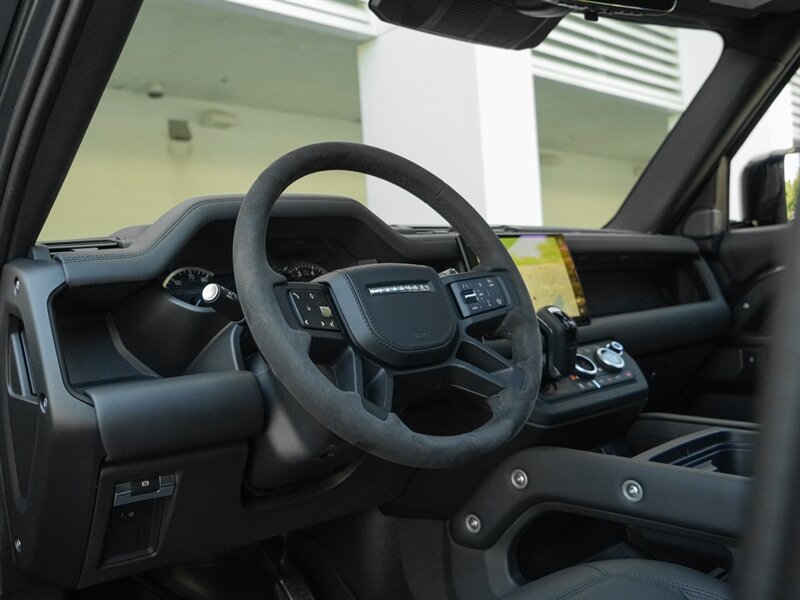 2023 Land Rover Defender 110 V8 Carpathian Edition   - Photo 13 - Bonita Springs, FL 34134