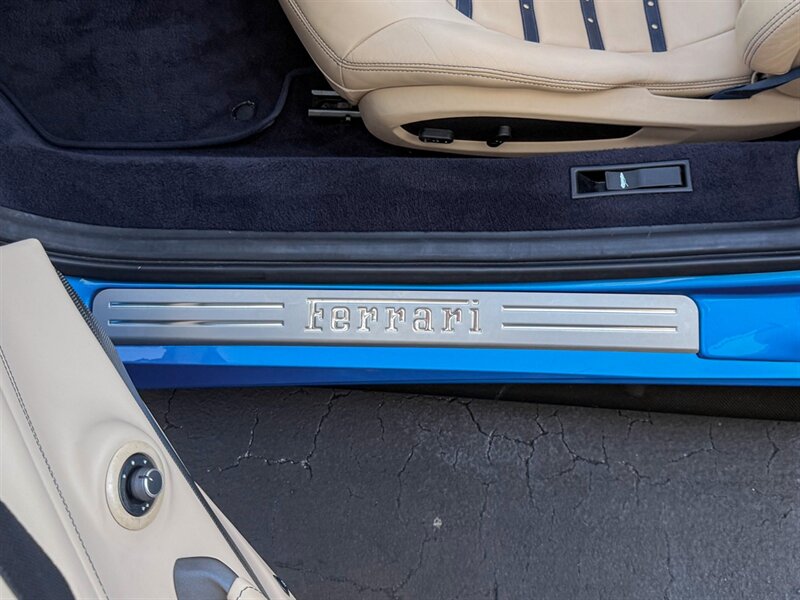 2017 Ferrari 488 Spider   - Photo 25 - Bonita Springs, FL 34134