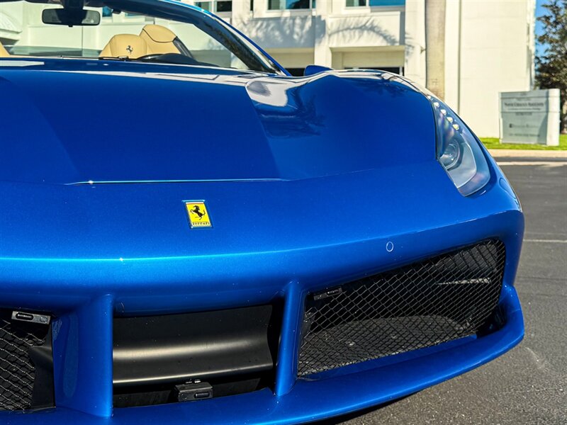 2017 Ferrari 488 Spider   - Photo 4 - Bonita Springs, FL 34134