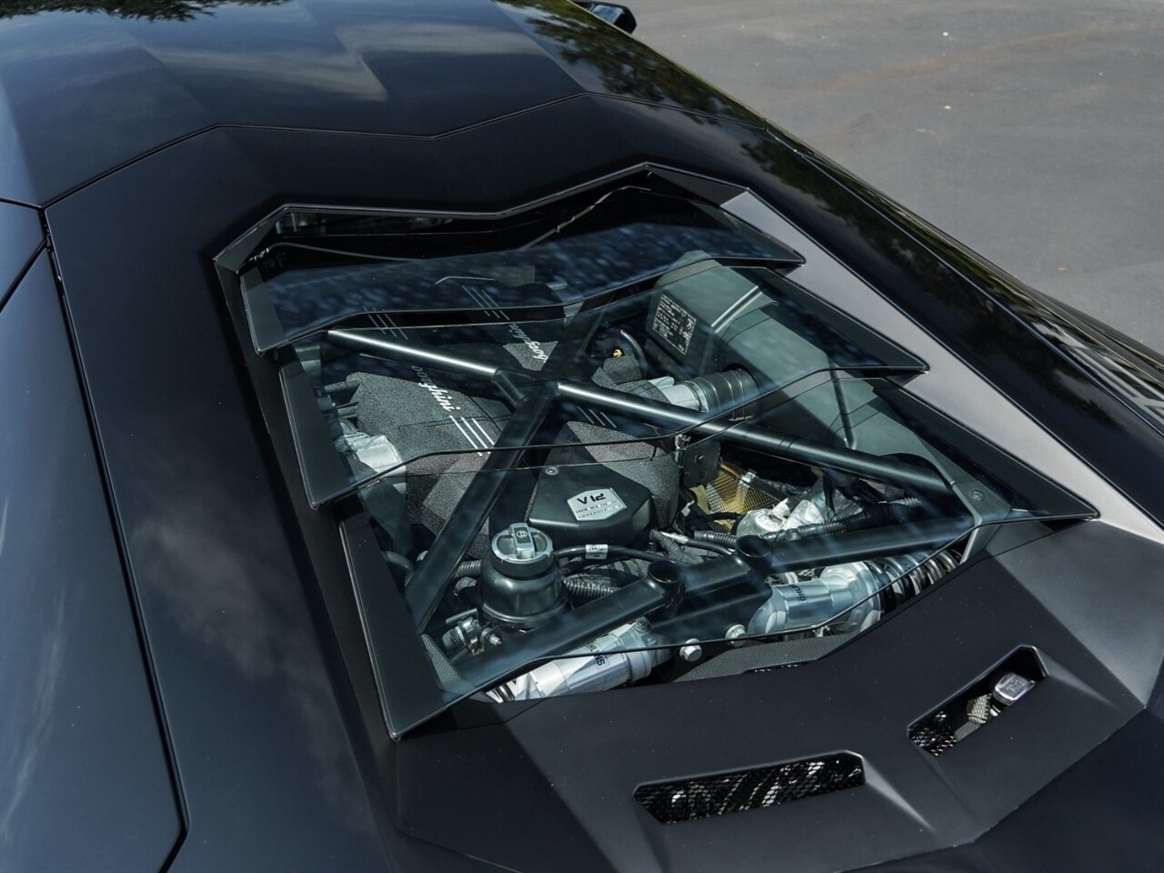 2014 Lamborghini Aventador LP 700-4   - Photo 52 - Bonita Springs, FL 34134