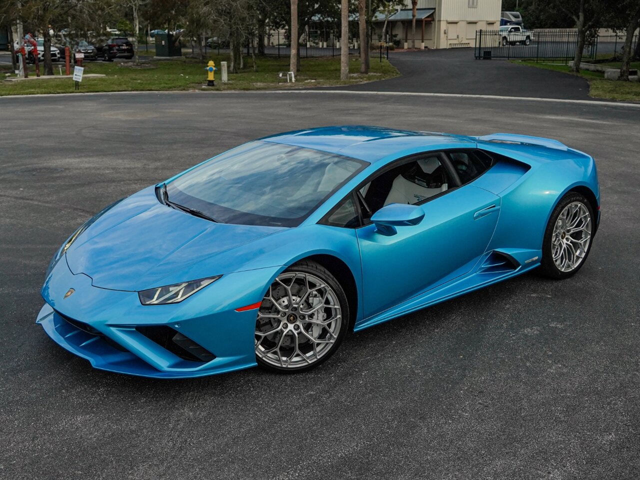 2021 Lamborghini Huracan EVO RWD   - Photo 10 - Bonita Springs, FL 34134