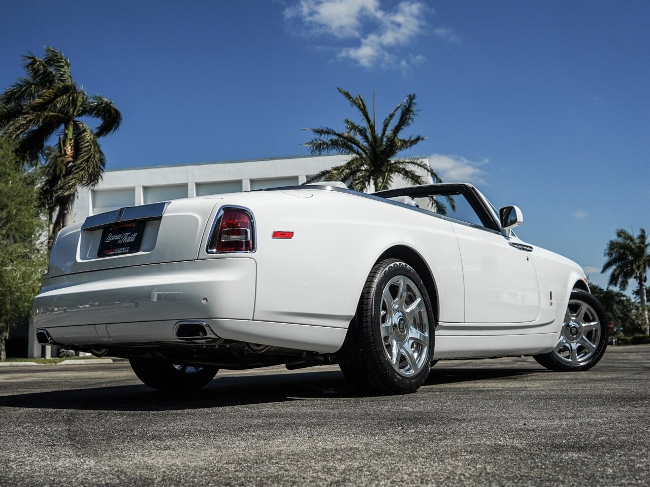 2015 Rolls-Royce Phantom Drophead Coupe   - Photo 67 - Bonita Springs, FL 34134