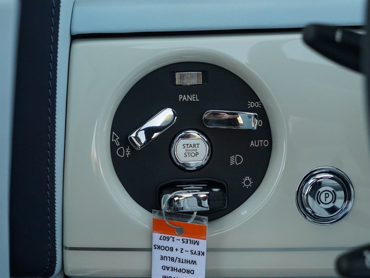 2015 Rolls-Royce Phantom Drophead Coupe   - Photo 26 - Bonita Springs, FL 34134