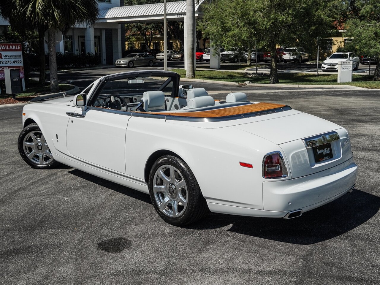 2015 Rolls-Royce Phantom Drophead Coupe   - Photo 56 - Bonita Springs, FL 34134