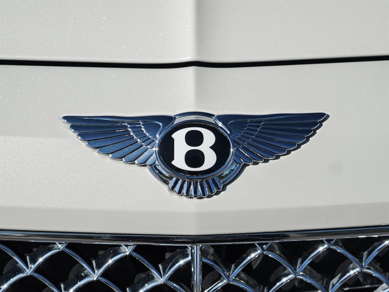 2019 Bentley Bentayga V8   - Photo 5 - Bonita Springs, FL 34134