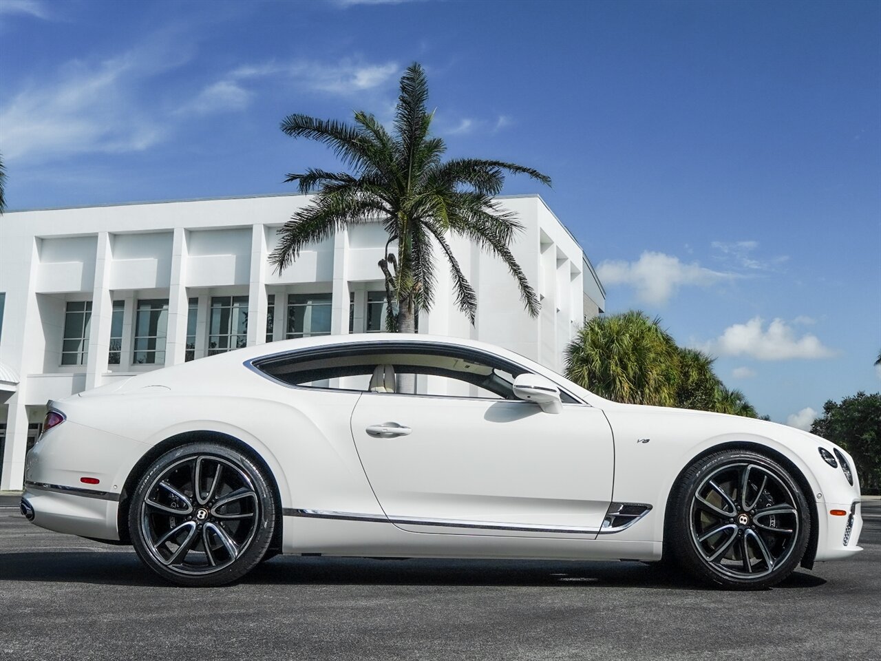 2020 Bentley Continental GT V8   - Photo 48 - Bonita Springs, FL 34134