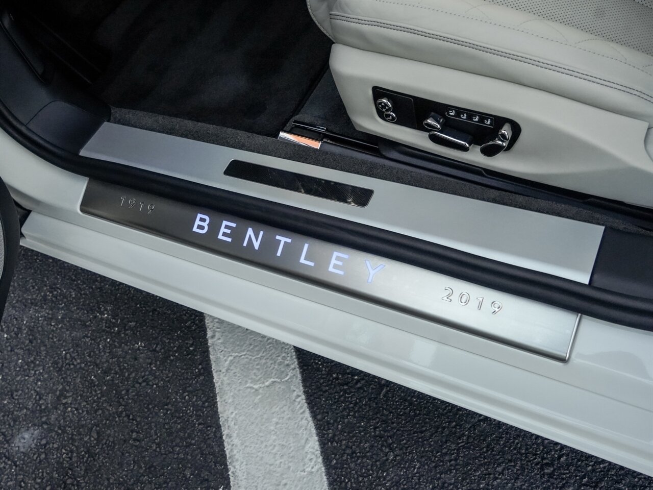 2020 Bentley Continental GT V8   - Photo 23 - Bonita Springs, FL 34134