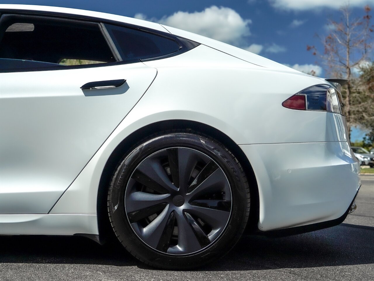 2021 Tesla Model S Plaid   - Photo 34 - Bonita Springs, FL 34134