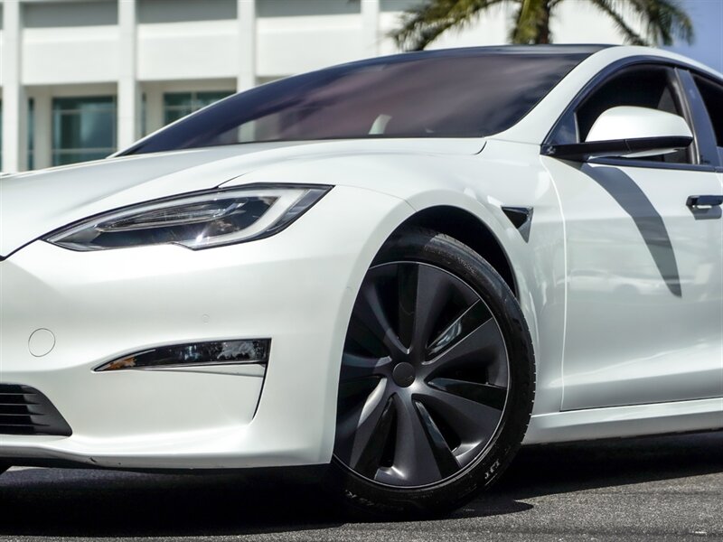 2021 Tesla Model S Plaid   - Photo 3 - Bonita Springs, FL 34134