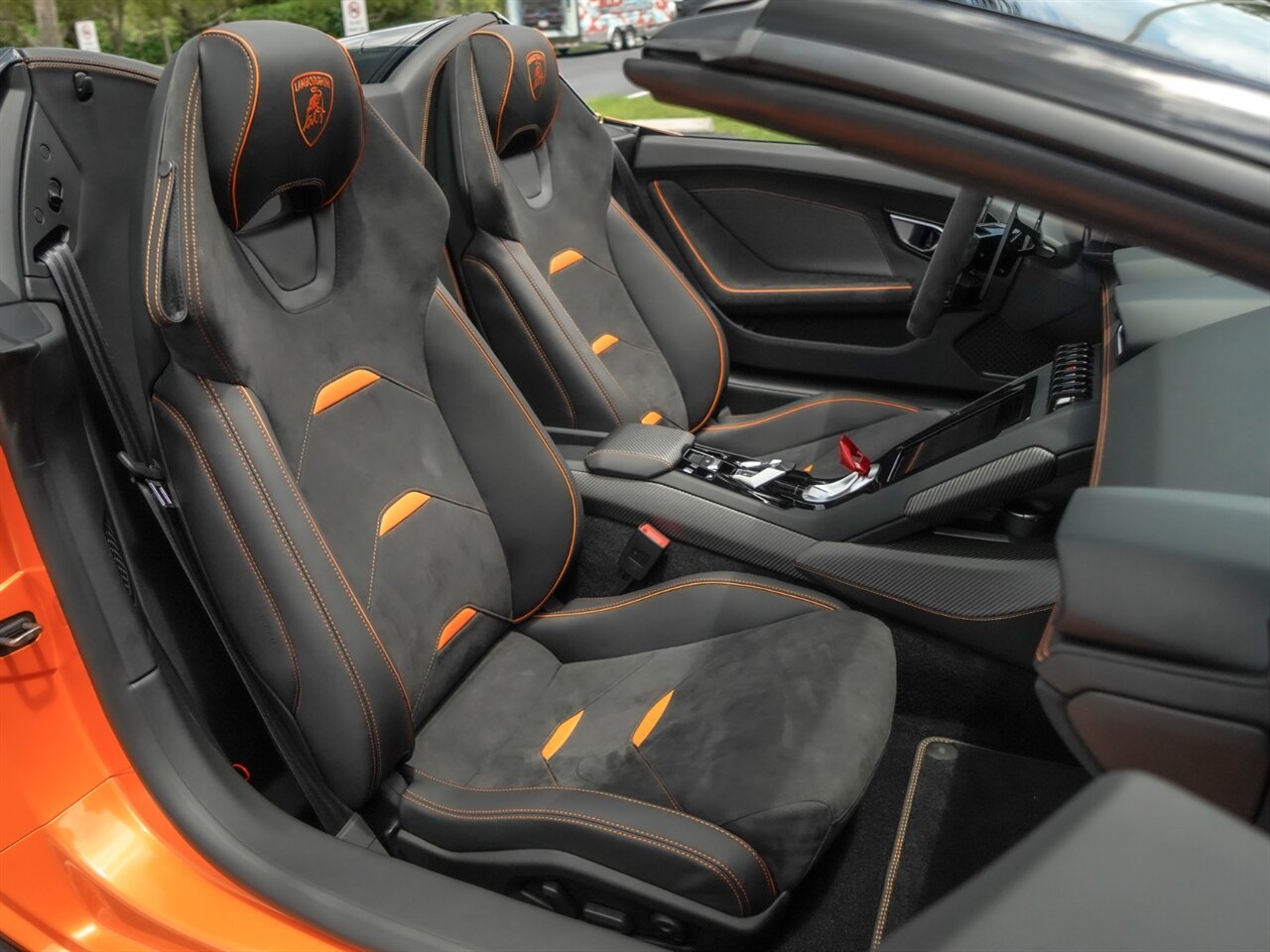 2020 Lamborghini Huracan EVO Spyder   - Photo 26 - Bonita Springs, FL 34134
