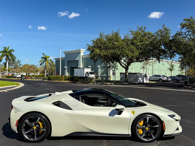 2024 Ferrari SF90 Spider   - Photo 70 - Bonita Springs, FL 34134