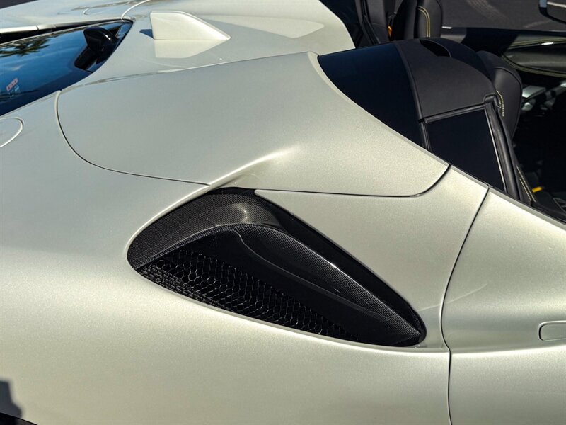 2024 Ferrari SF90 Spider   - Photo 65 - Bonita Springs, FL 34134