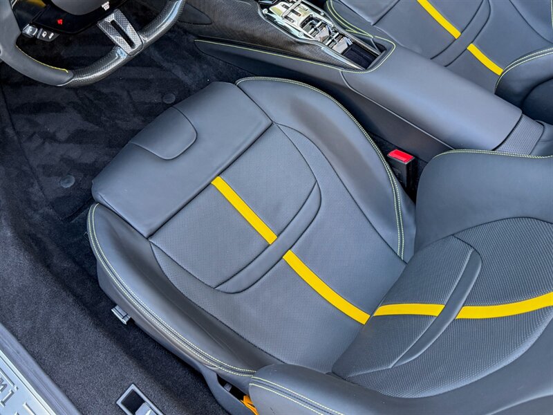 2024 Ferrari SF90 Spider   - Photo 18 - Bonita Springs, FL 34134