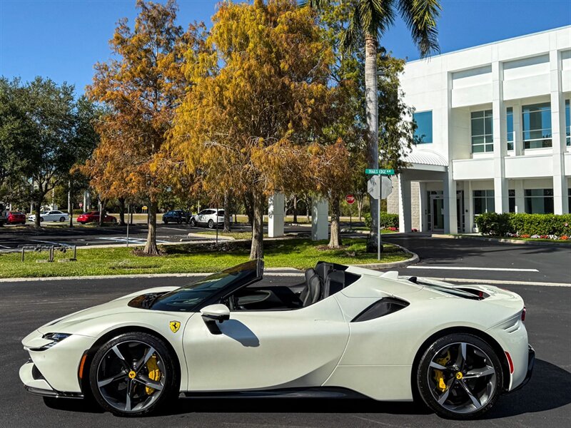 2024 Ferrari SF90 Spider   - Photo 40 - Bonita Springs, FL 34134