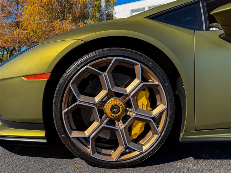 2023 Lamborghini Huracan Tecnica   - Photo 44 - Bonita Springs, FL 34134