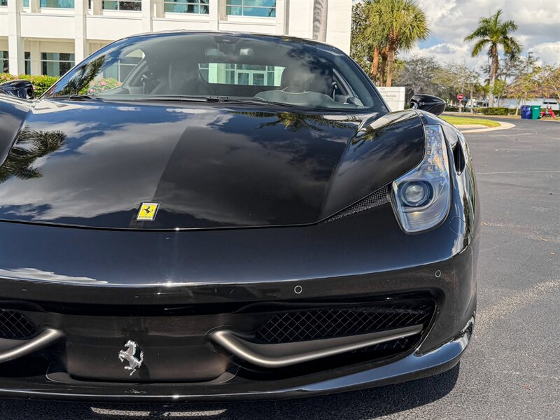 2010 Ferrari 458 Italia   - Photo 3 - Bonita Springs, FL 34134