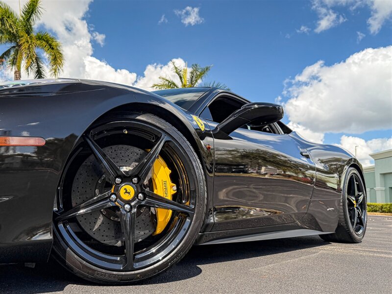 2010 Ferrari 458 Italia   - Photo 12 - Bonita Springs, FL 34134