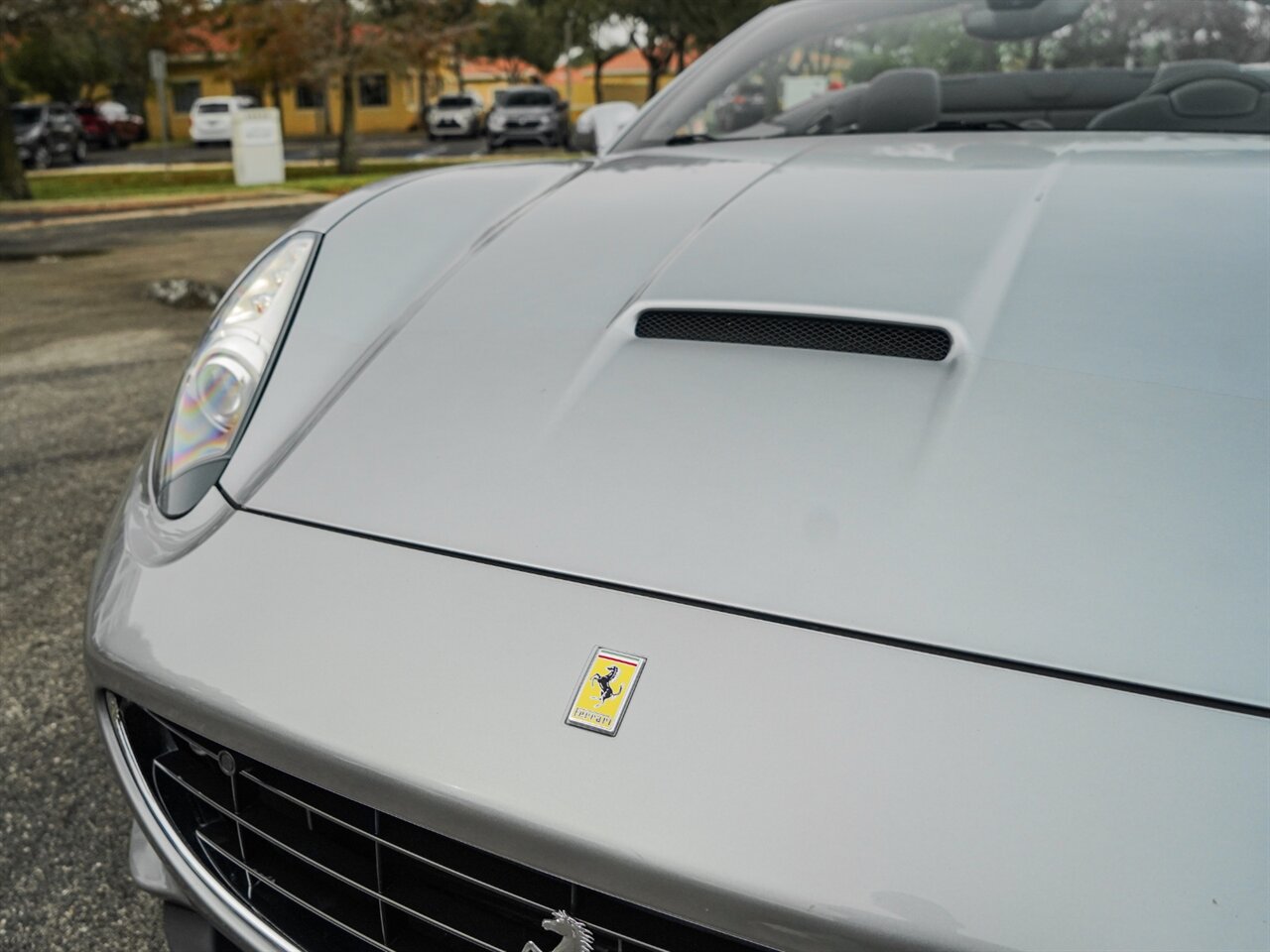 2014 Ferrari California   - Photo 5 - Bonita Springs, FL 34134
