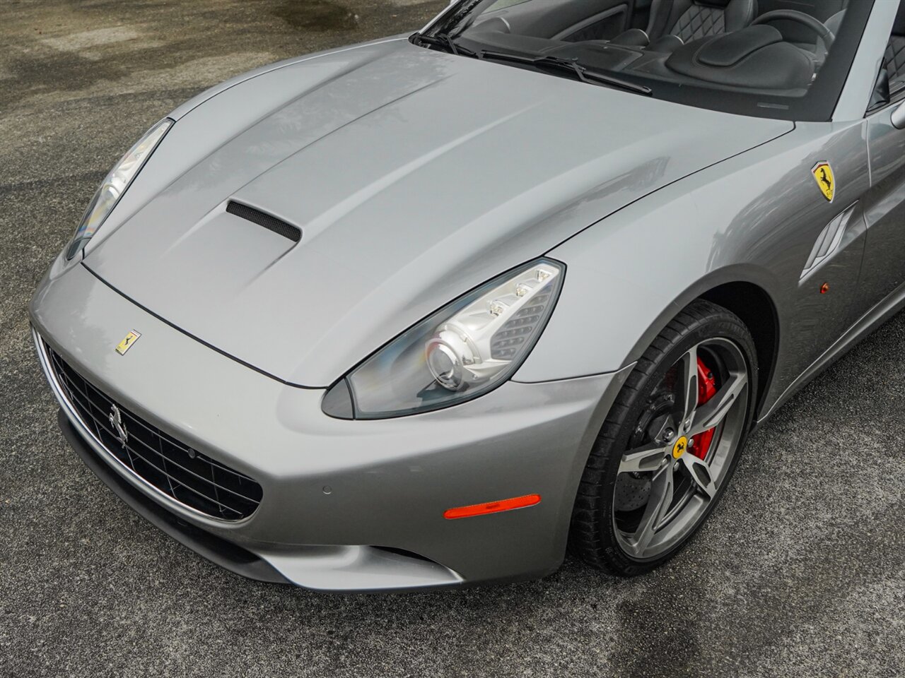 2014 Ferrari California   - Photo 8 - Bonita Springs, FL 34134