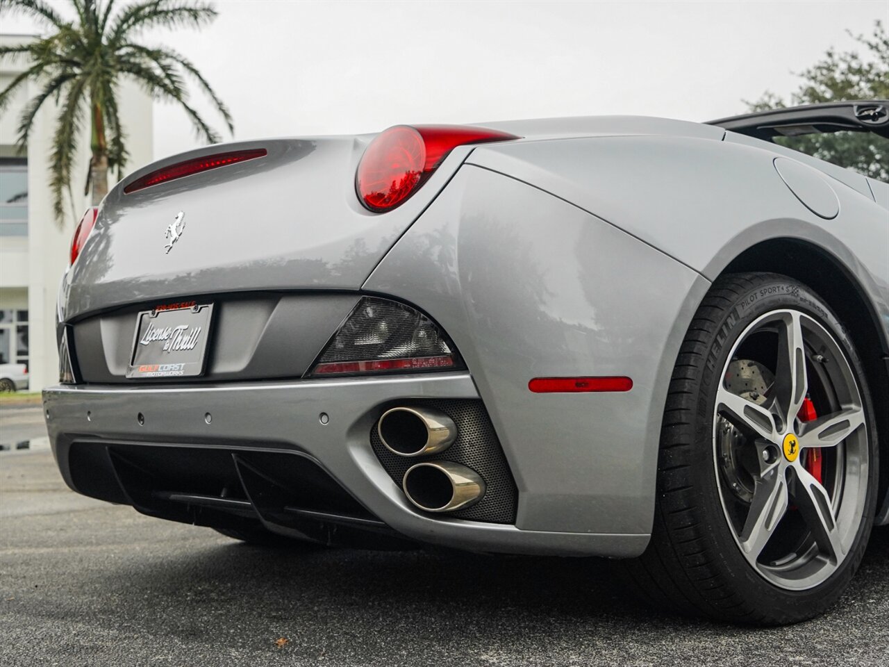 2014 Ferrari California   - Photo 63 - Bonita Springs, FL 34134