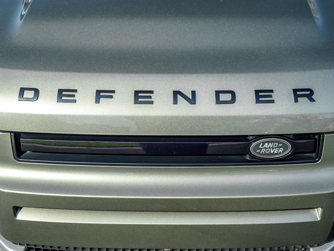 2022 Land Rover Defender 90 S   - Photo 13 - Bonita Springs, FL 34134