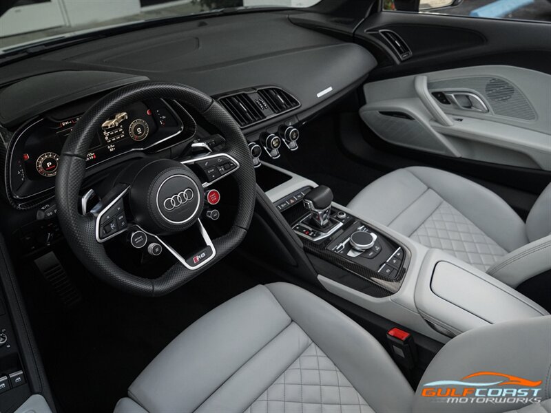 2020 Audi R8 5.2 quattro V10 perf photo