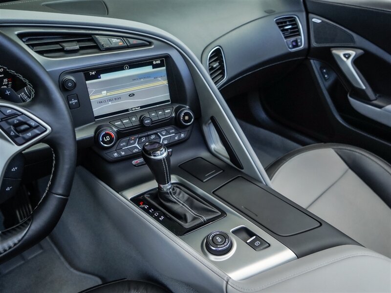 2019 Chevrolet Corvette Z06   - Photo 13 - Bonita Springs, FL 34134