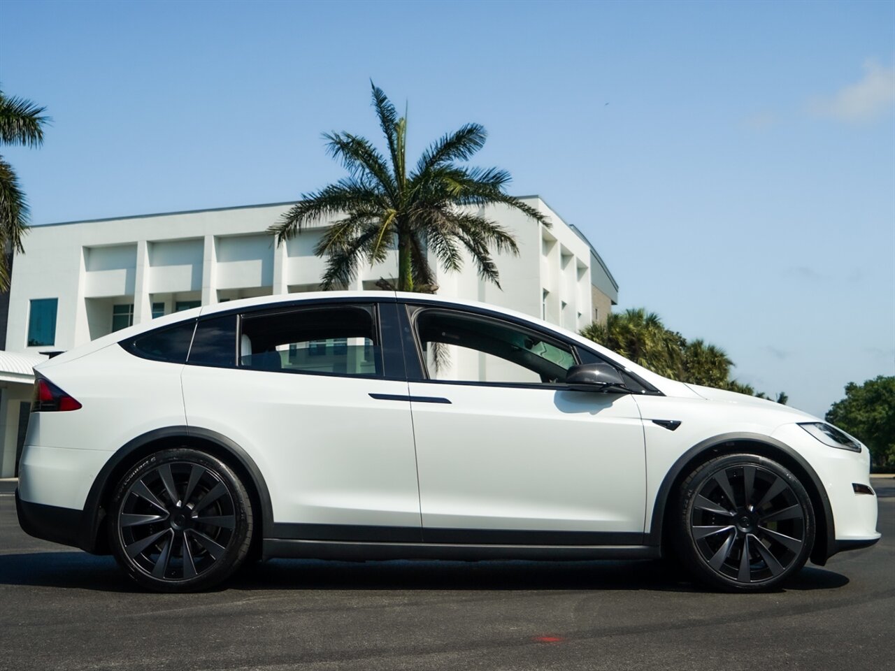 2022 Tesla Model X Plaid   - Photo 46 - Bonita Springs, FL 34134