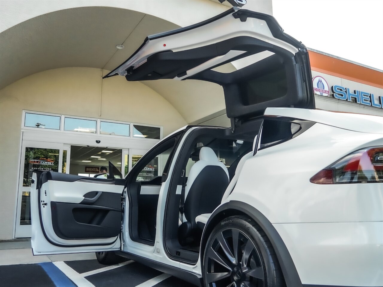 2022 Tesla Model X Plaid   - Photo 23 - Bonita Springs, FL 34134