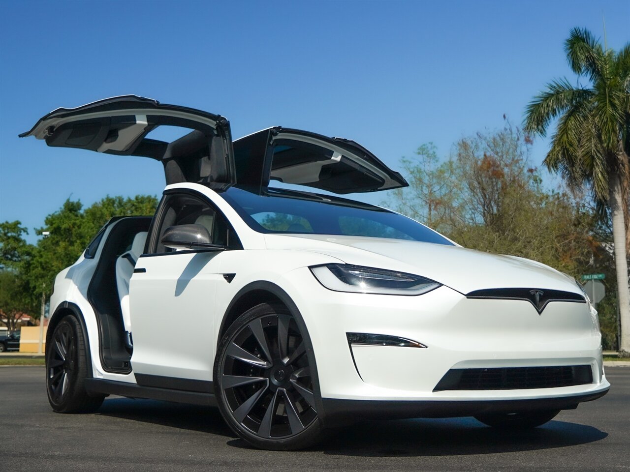 2022 Tesla Model X Plaid   - Photo 47 - Bonita Springs, FL 34134