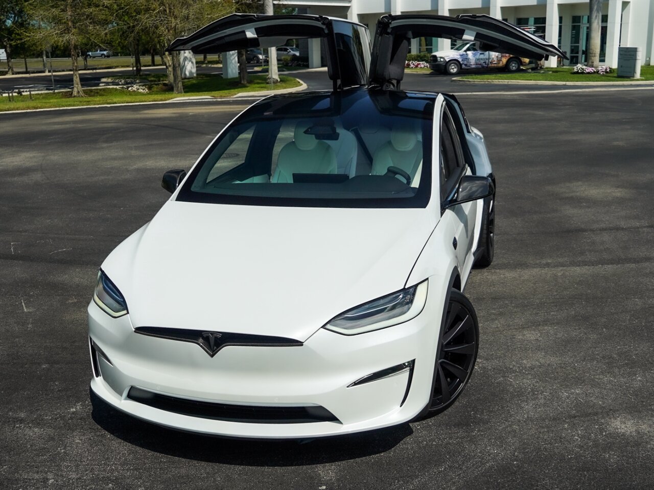 2022 Tesla Model X Plaid   - Photo 10 - Bonita Springs, FL 34134