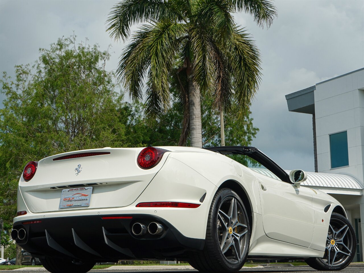 2015 Ferrari California T   - Photo 41 - Bonita Springs, FL 34134