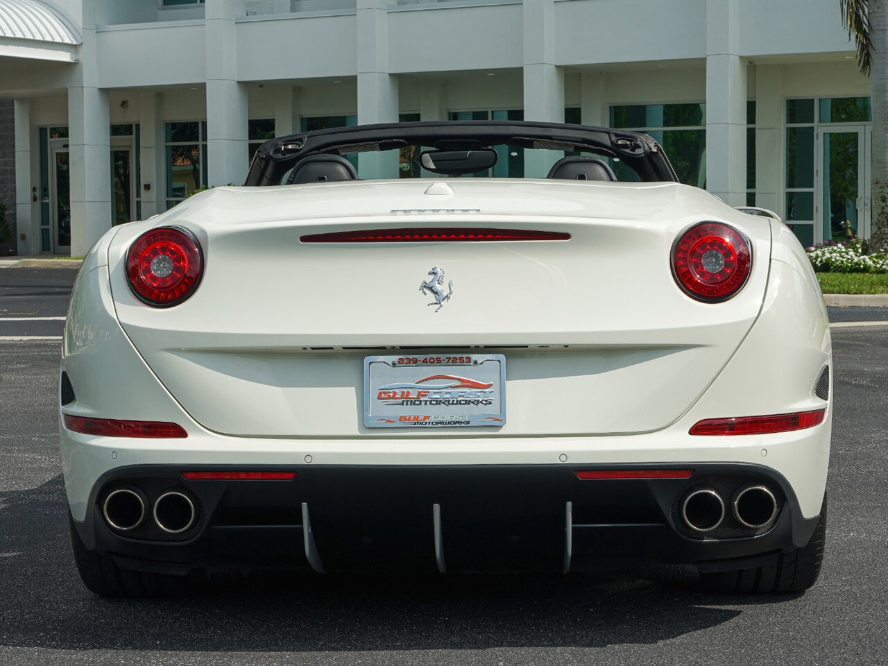 2015 Ferrari California T   - Photo 20 - Bonita Springs, FL 34134