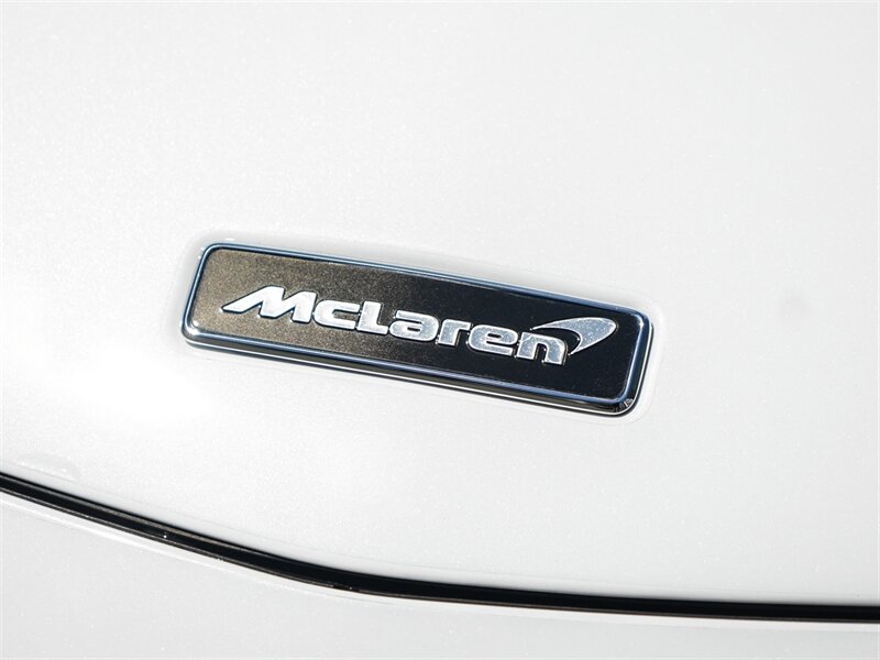 2022 McLaren GT   - Photo 4 - Bonita Springs, FL 34134