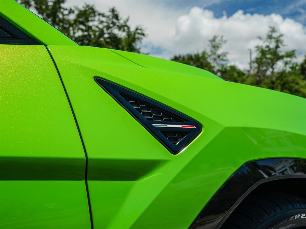 2023 Lamborghini Urus S   - Photo 79 - Bonita Springs, FL 34134