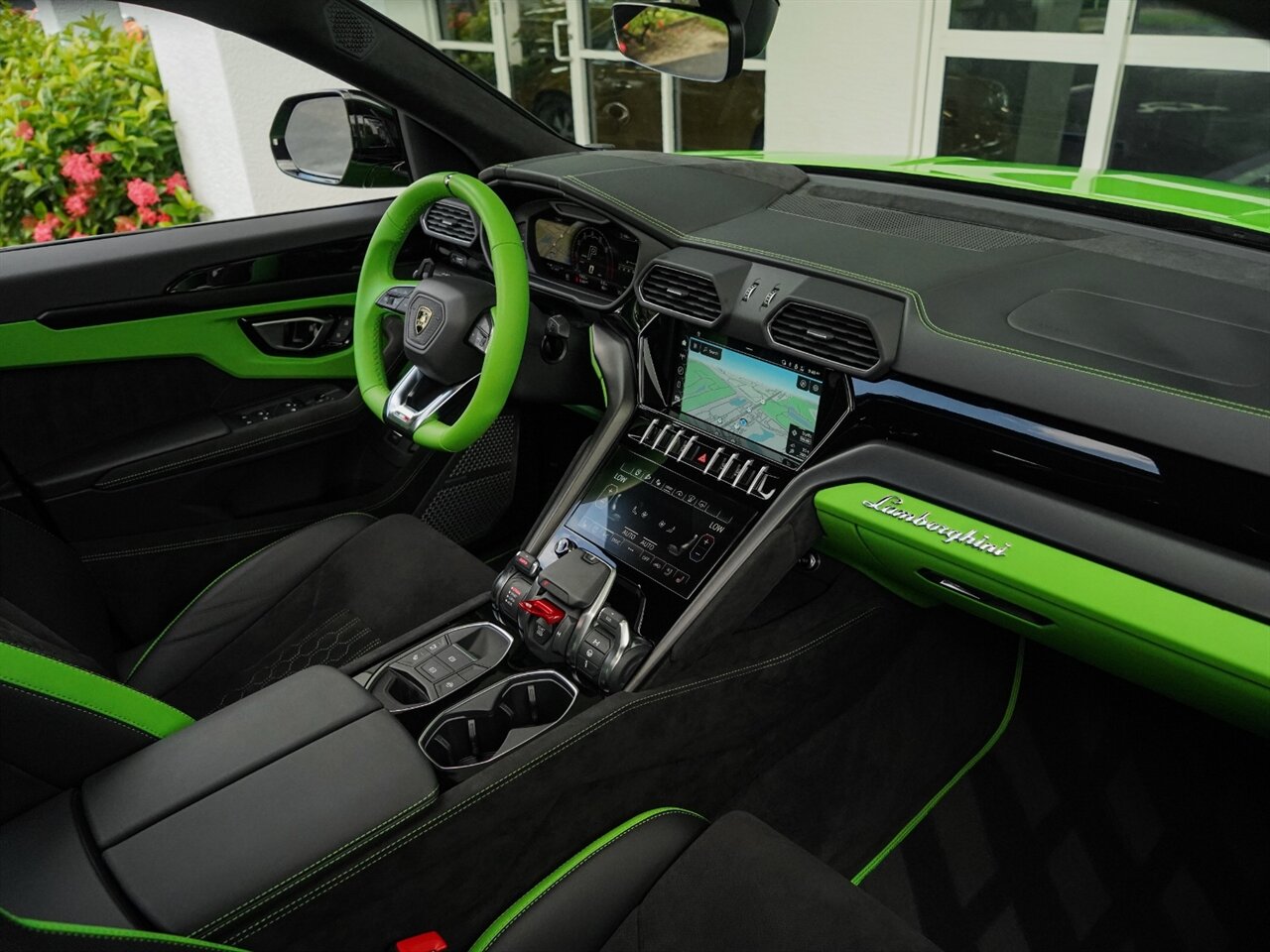 2023 Lamborghini Urus S   - Photo 39 - Bonita Springs, FL 34134