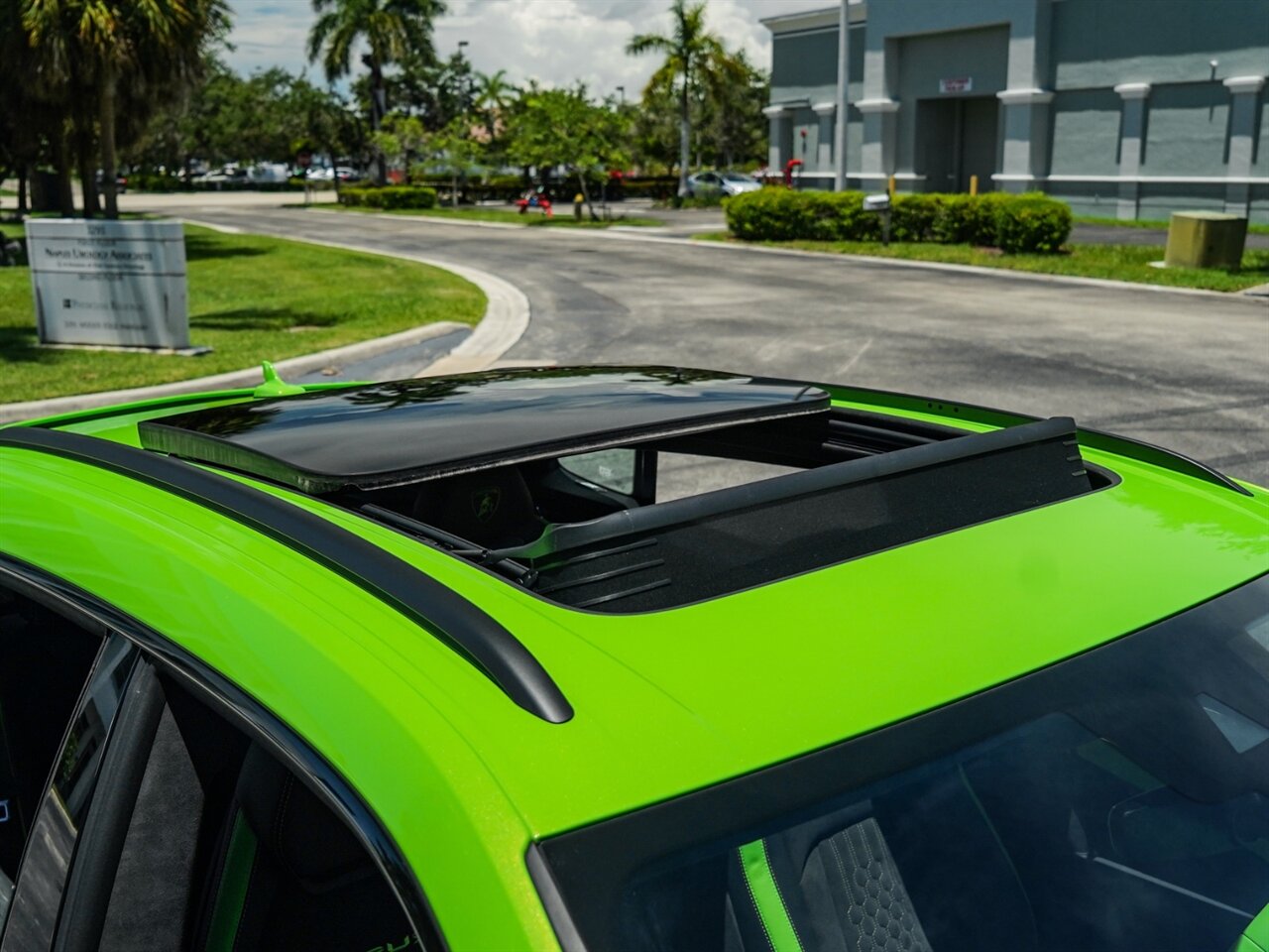 2023 Lamborghini Urus S   - Photo 81 - Bonita Springs, FL 34134