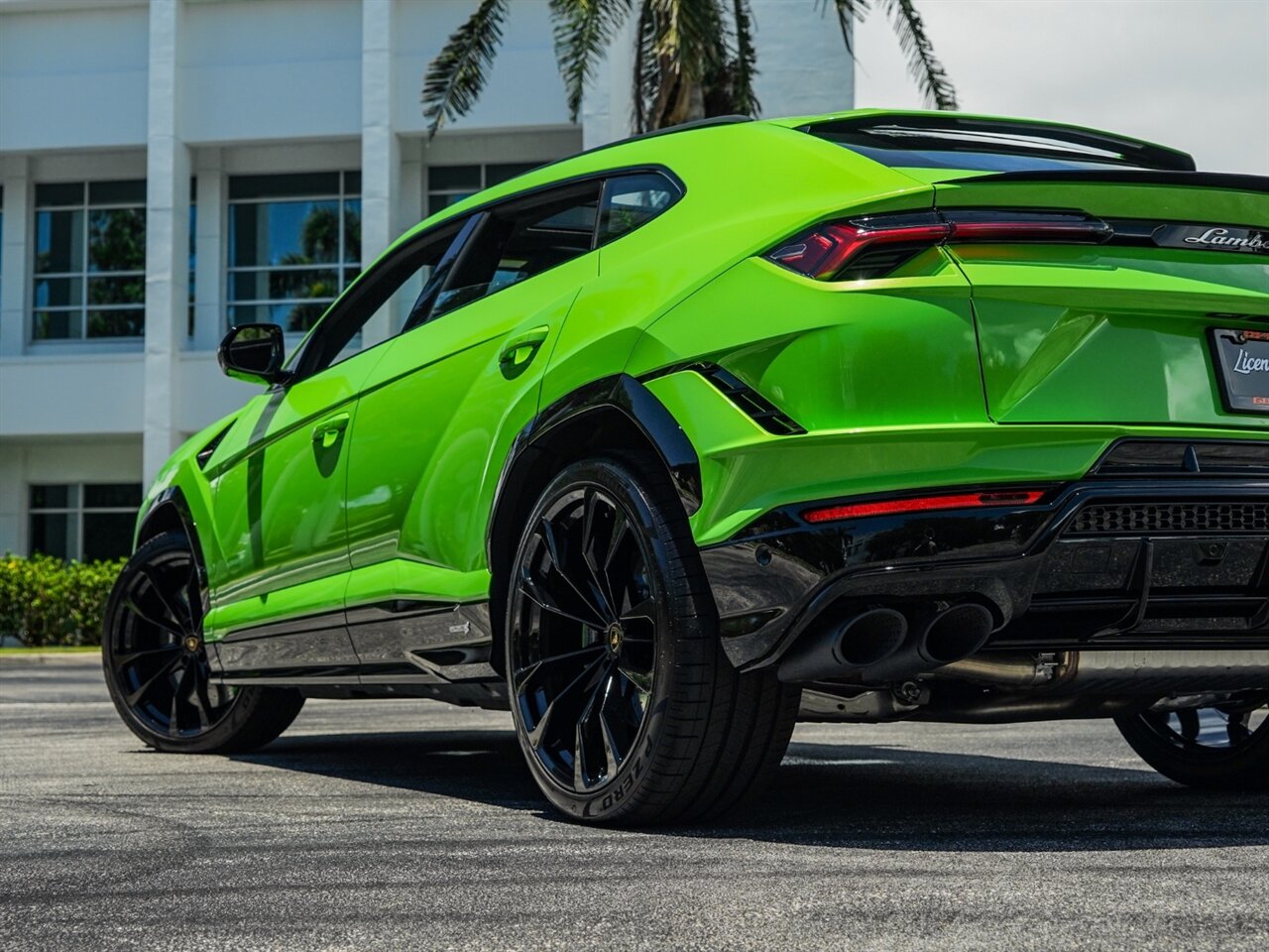 2023 Lamborghini Urus S   - Photo 61 - Bonita Springs, FL 34134
