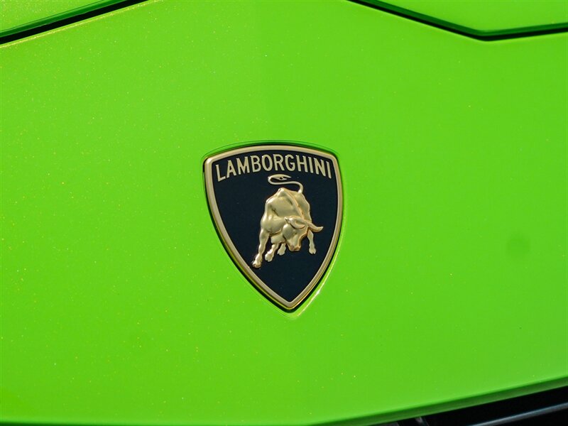 2023 Lamborghini Urus S   - Photo 4 - Bonita Springs, FL 34134
