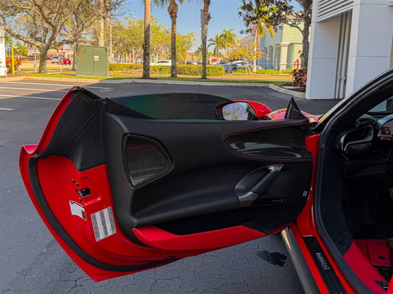 2021 Ferrari SF90 Stradale   - Photo 25 - Bonita Springs, FL 34134
