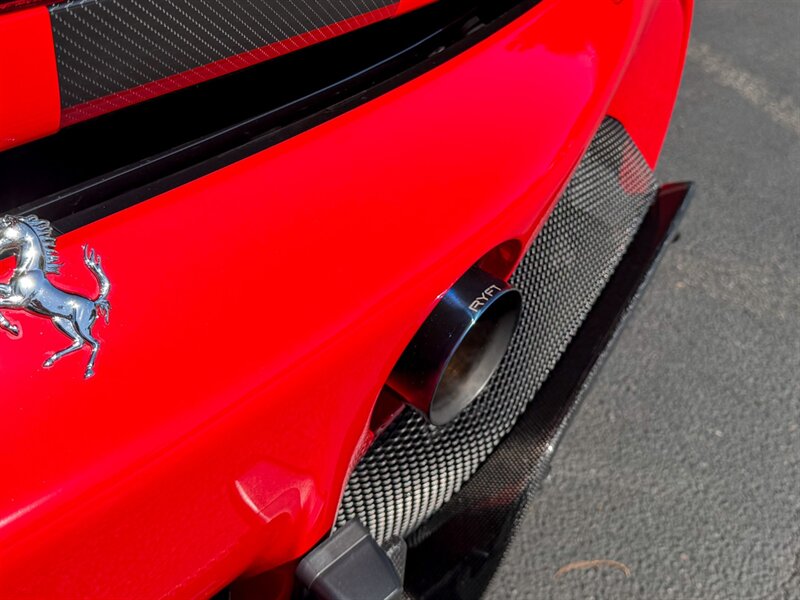 2021 Ferrari SF90 Stradale   - Photo 65 - Bonita Springs, FL 34134