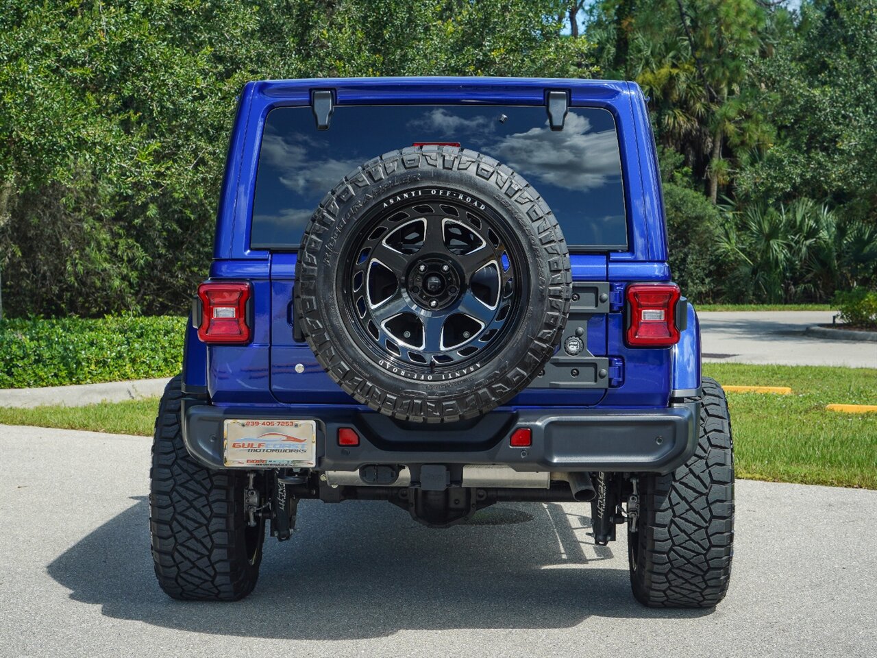 2019 Jeep Wrangler Unlimited Sahara   - Photo 33 - Bonita Springs, FL 34134