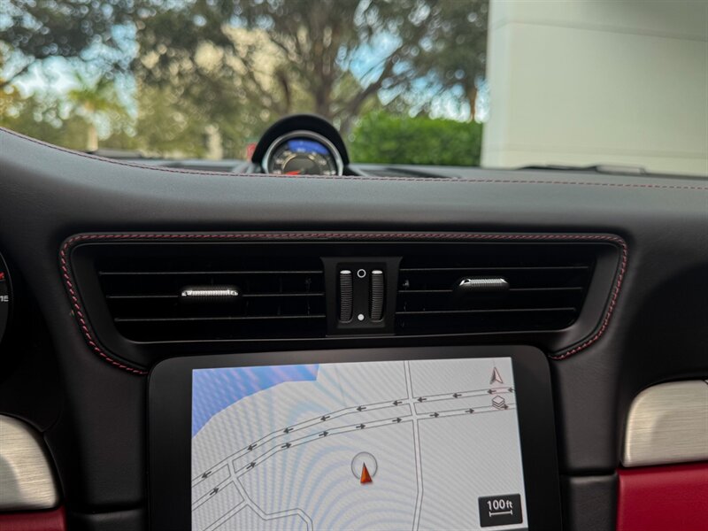 2018 Porsche 911 Targa 4 GTS - Photo 16 - Bonita Springs, FL 34134